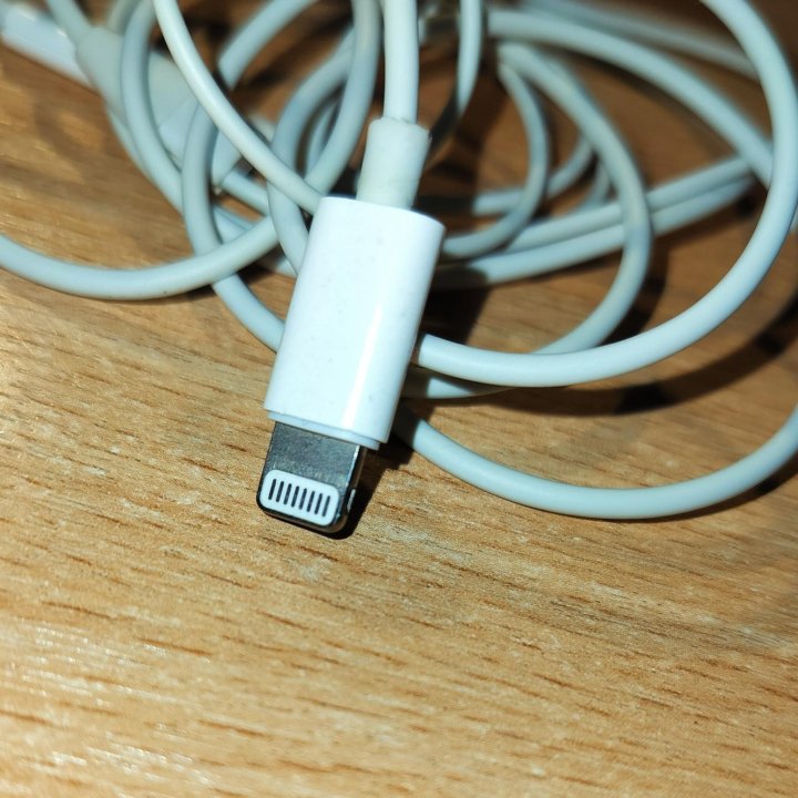 Наушники apple earpods lightning