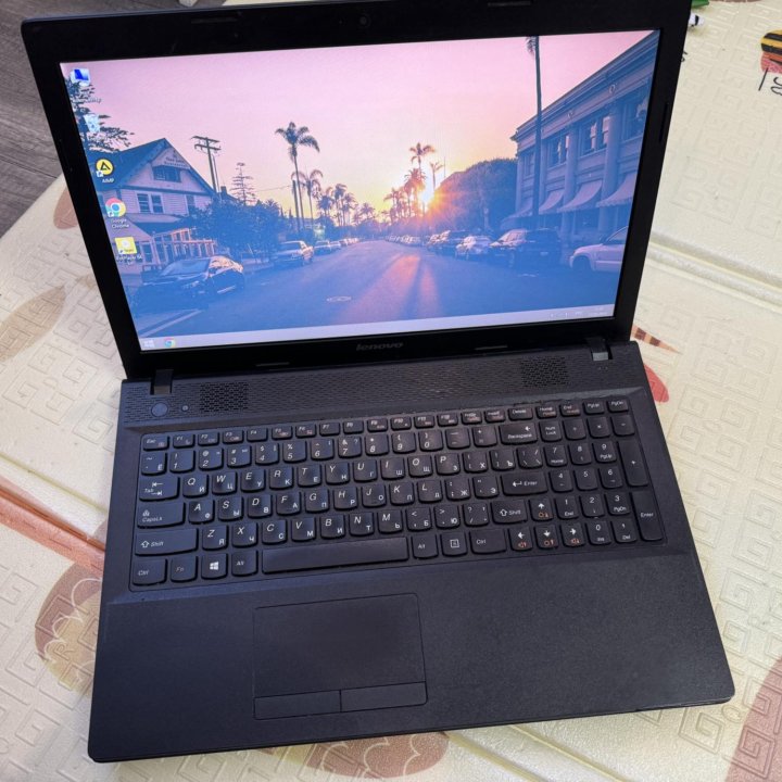 Продам ноутбук Lenovo B590