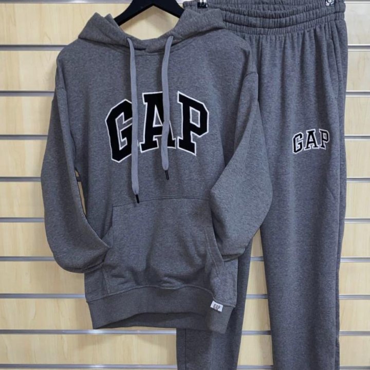 Костюм спортивный GAP