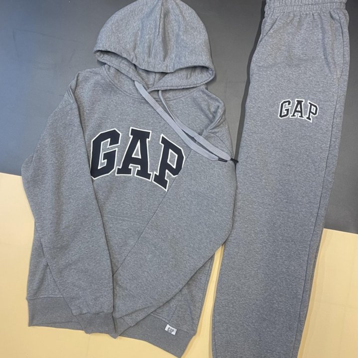 Костюм спортивный GAP