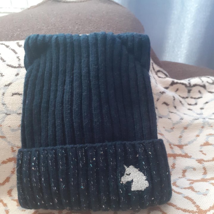 Шапочка для девочки осенняя(на прохладную весну)