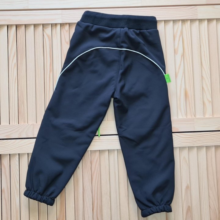 Новые брюки непромокаемые софтшелл детям 92-116 см