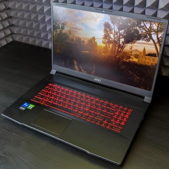 MSI игровой ноутбук i5 12 ядер, 512gb, Nvidia 4гб