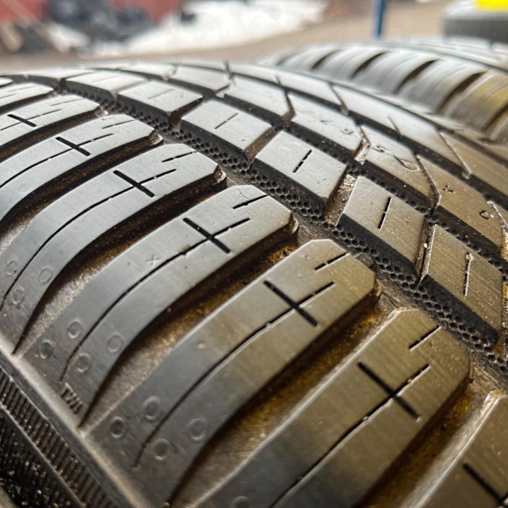 Лето Nokian Nordman SX3 215/55 R16 97H 2 мес