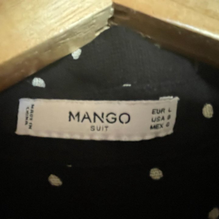 Блузка 46- 48 в горошек MANGO