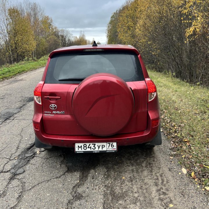 Toyota RAV4, 2008