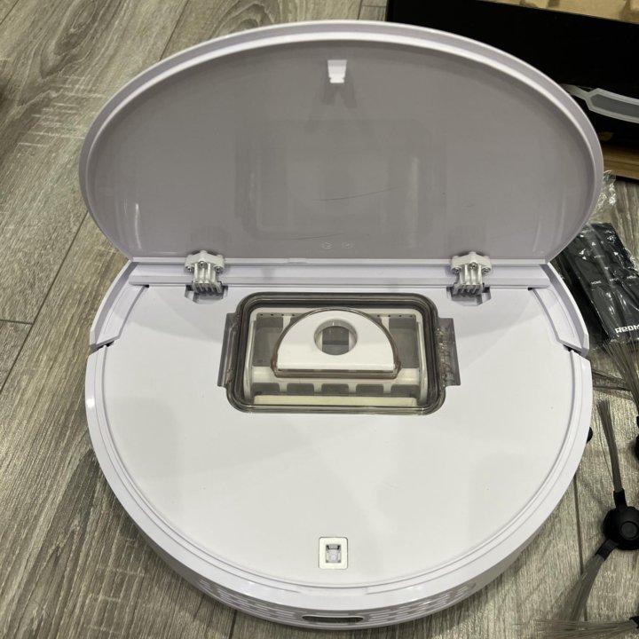 Робот-пылесос REDMOND RV-R450