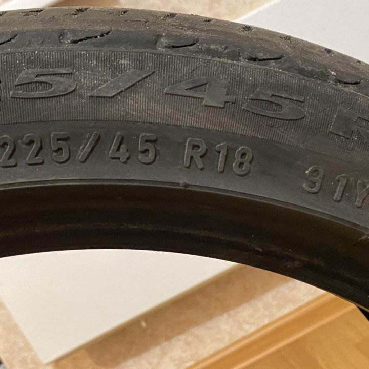 Pirelli Cinturato P7 Runflat 225/45r18 и 255/40r18