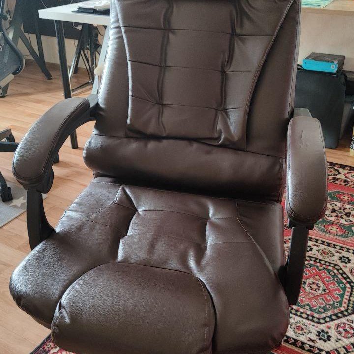 Продается игровое компьютерное кресло