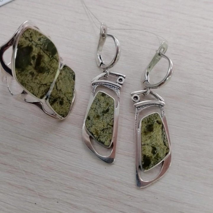 Серьги и кольцо