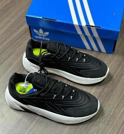 Кроссовки adidas Ozelia