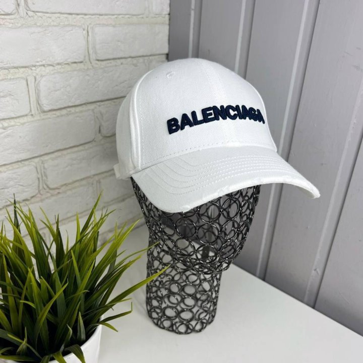 Бейсболка Balenciaga