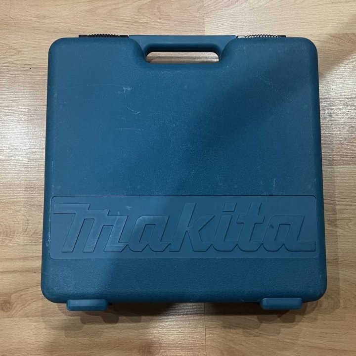 Гайковерт ударный Makita TW0200 Японский