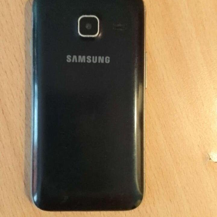 Samsung Galaxy J1 Mini SM-J105H,8гб.