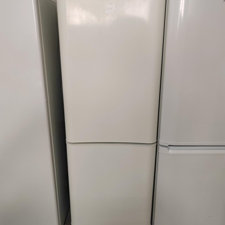 Холодильник Indesit no frost+Бесплатная доставка