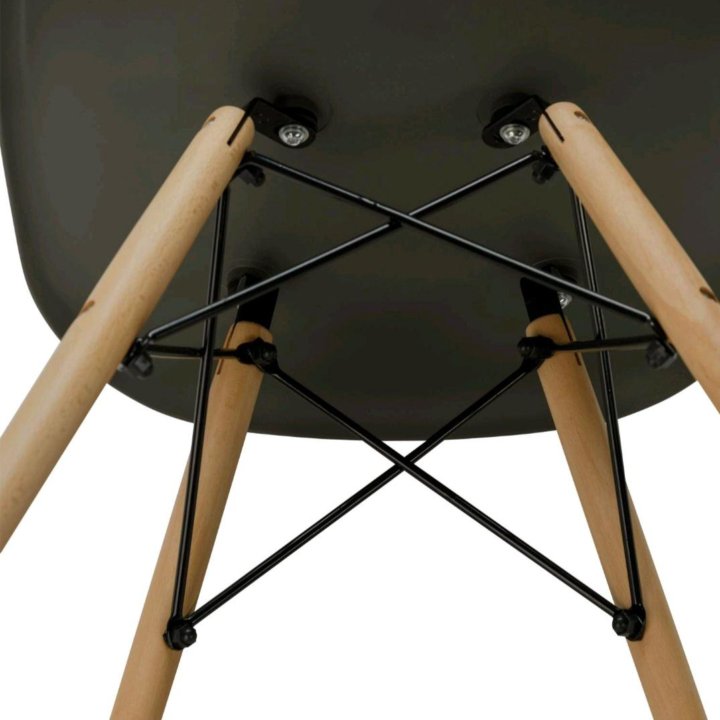 Стул в стиле Eames