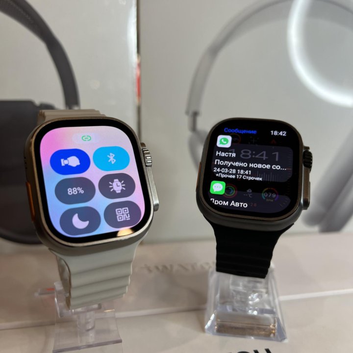 Apple Watch Ultra 2 (Titanium / Black