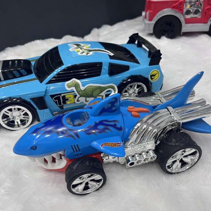 Hot Wheels акула