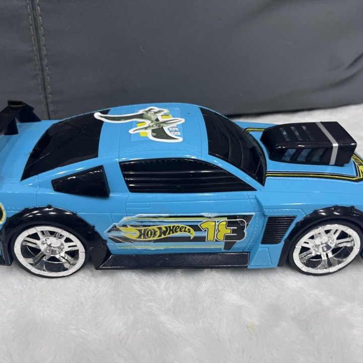 Hot Wheels акула