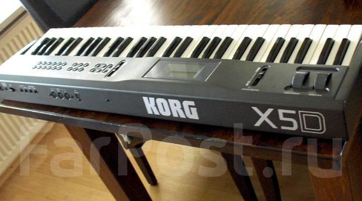 Профессиональный синтезатор KORG X5D