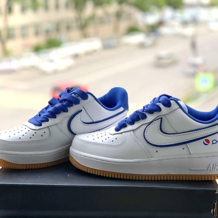 Nike Air Force 1 Low