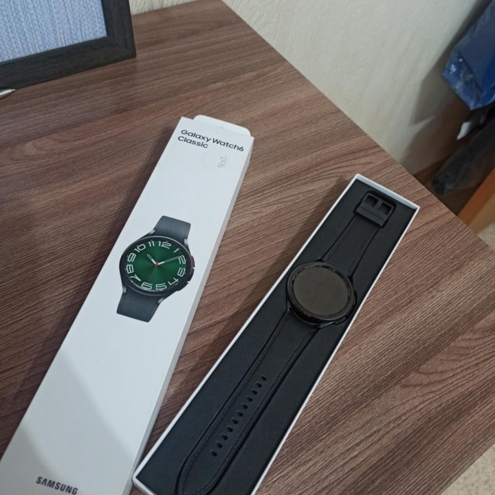 Часы Samsung Galaxy Watch6 Classic