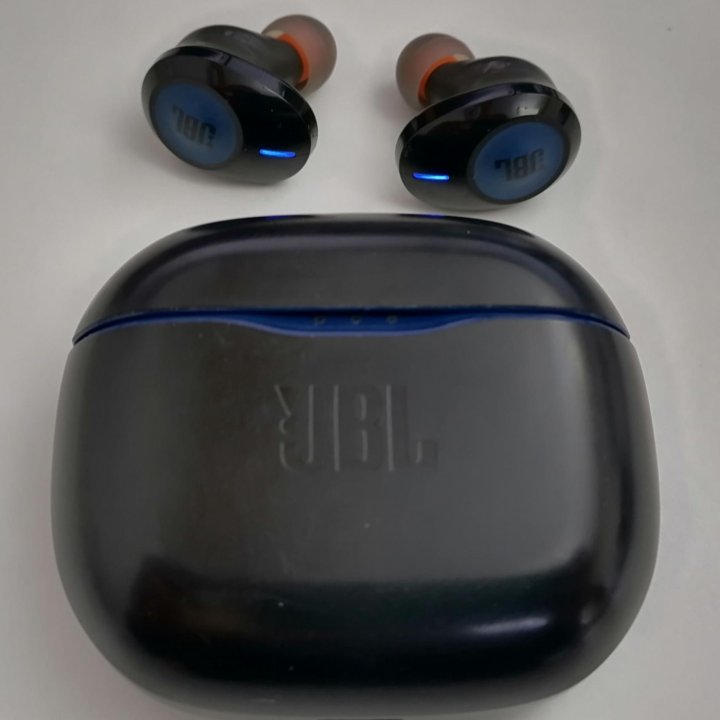 Беспроводные наушники JBL Tune 125 TWS