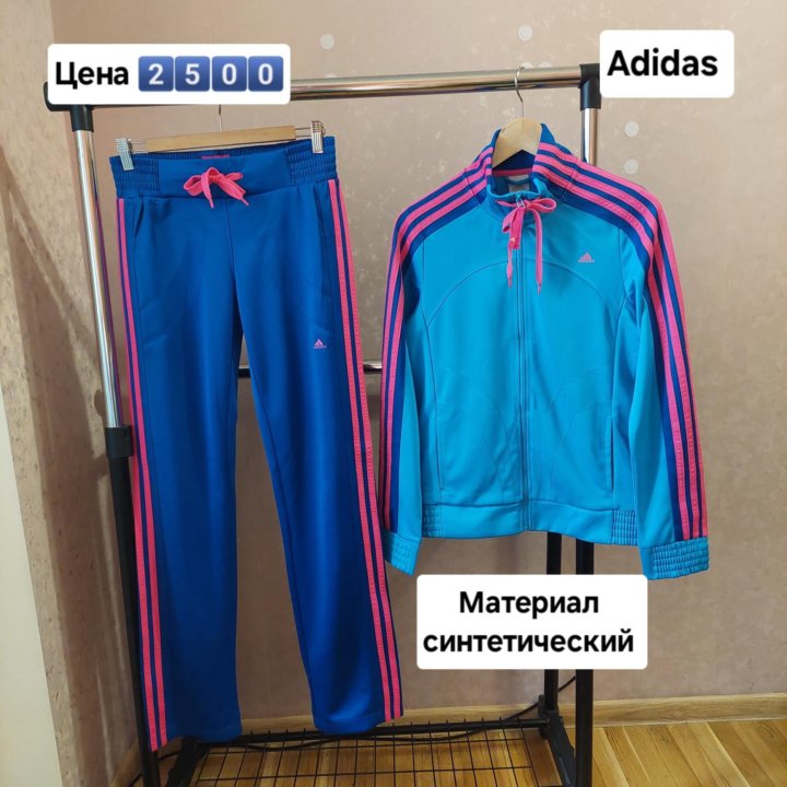 Женский спортивный костюм Adidas