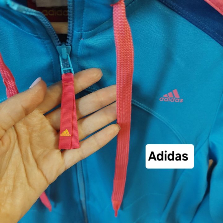 Женский спортивный костюм Adidas