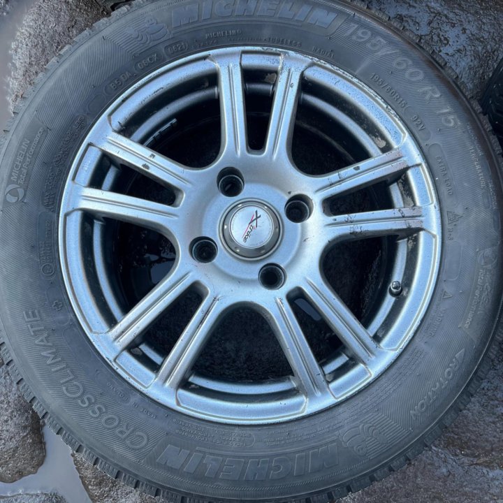 Литые Диски R15 X'trike 4x114.3 Michelin 195/60