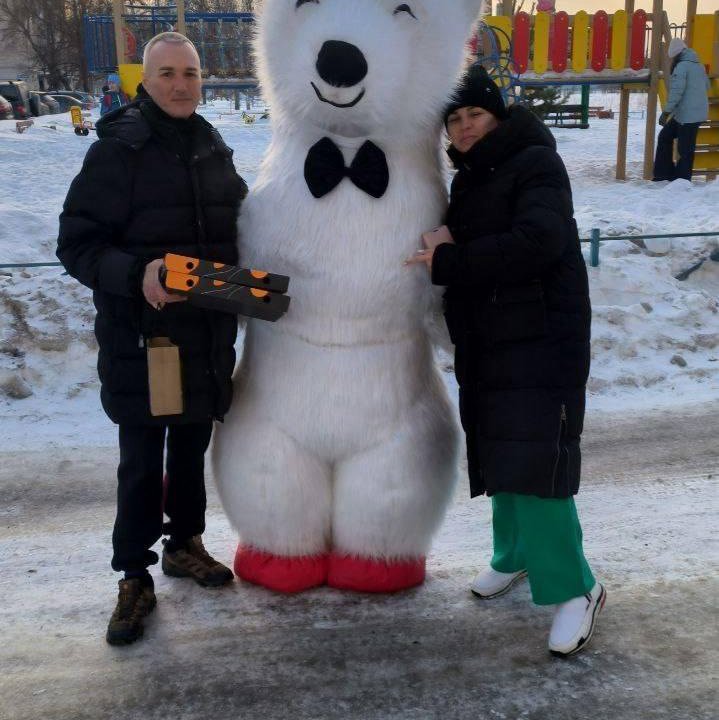 Белый мишка на праздник. Ростовая кукла