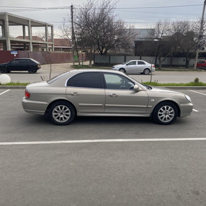 Hyundai Sonata, 2008