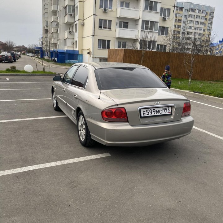 Hyundai Sonata, 2008