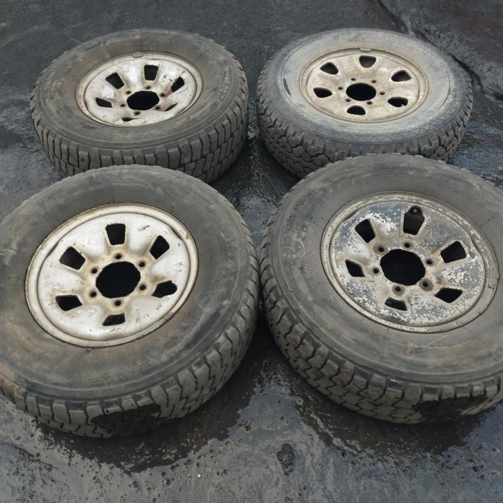 Кама (всесезонка) 235/75 R15 на Штампах 6*139,7