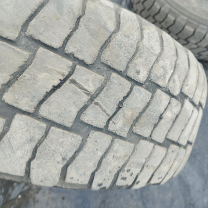 Кама (всесезонка) 235/75 R15 на Штампах 6*139,7