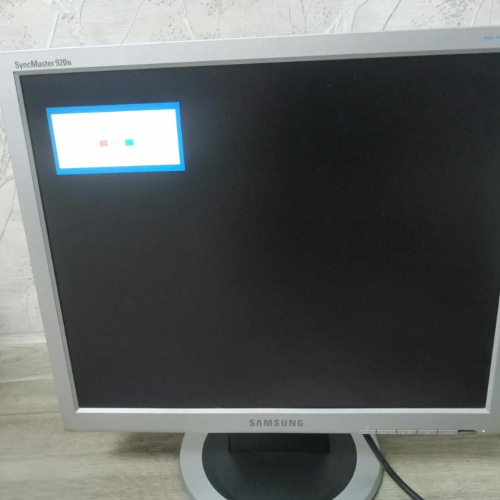 Монитор Samsung SyncMaster 920N 19