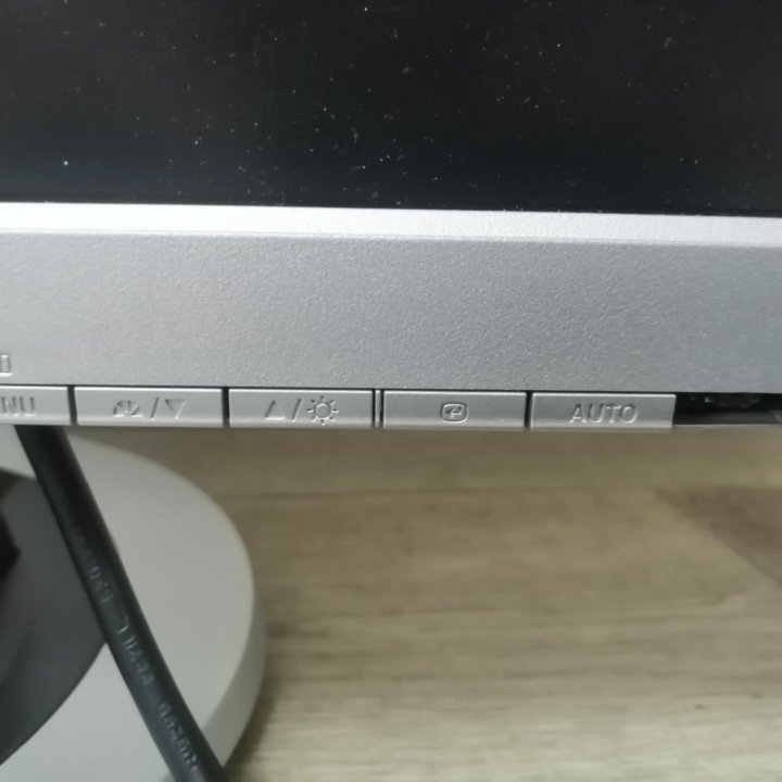 Монитор Samsung SyncMaster 920N 19