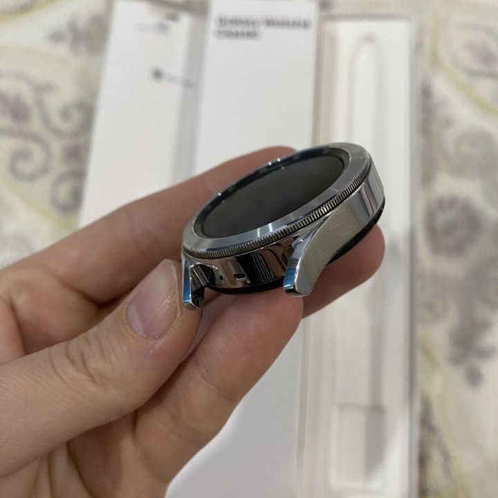 Смарт-часы Samsung Galaxy Watch4 Classic 46mm