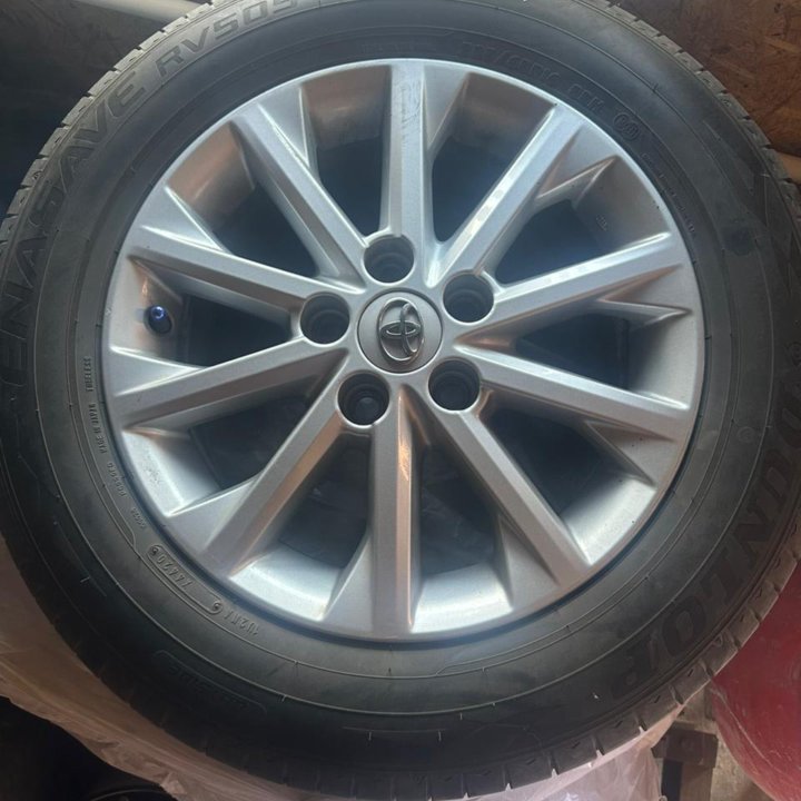 Комплект резины с литьем 205/65 R16