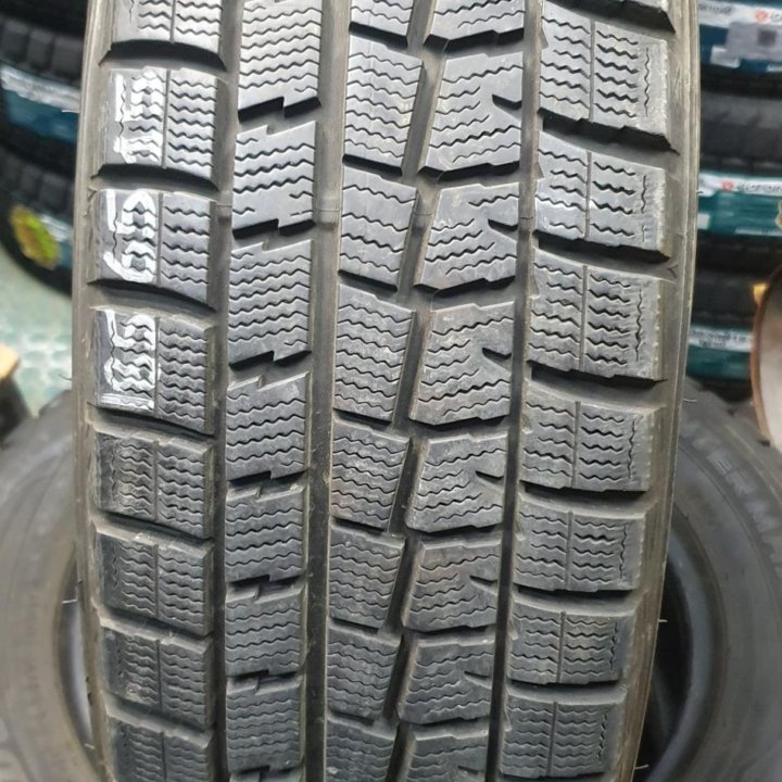 185/65/15 Dunlop WinterMaxxWM01 2017 год.