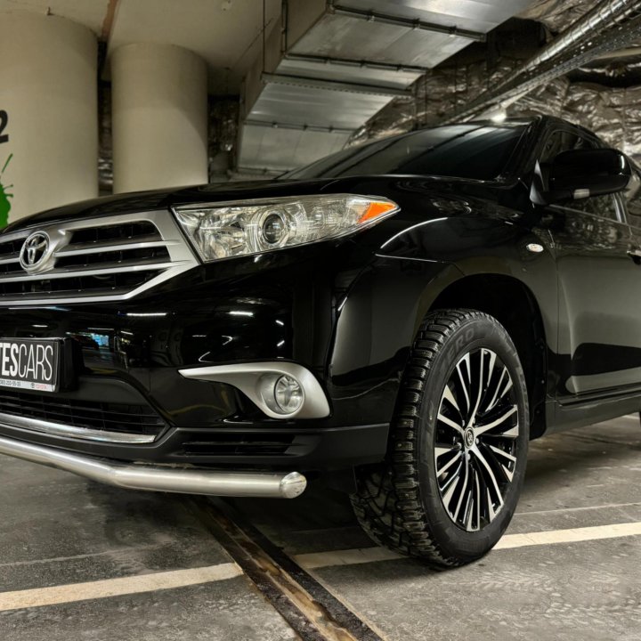 Прокат/аренда автомобиля Toyota Highlander 7 мест