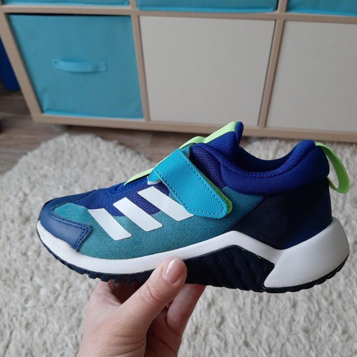 Продам кроссовки Adidas рр.32