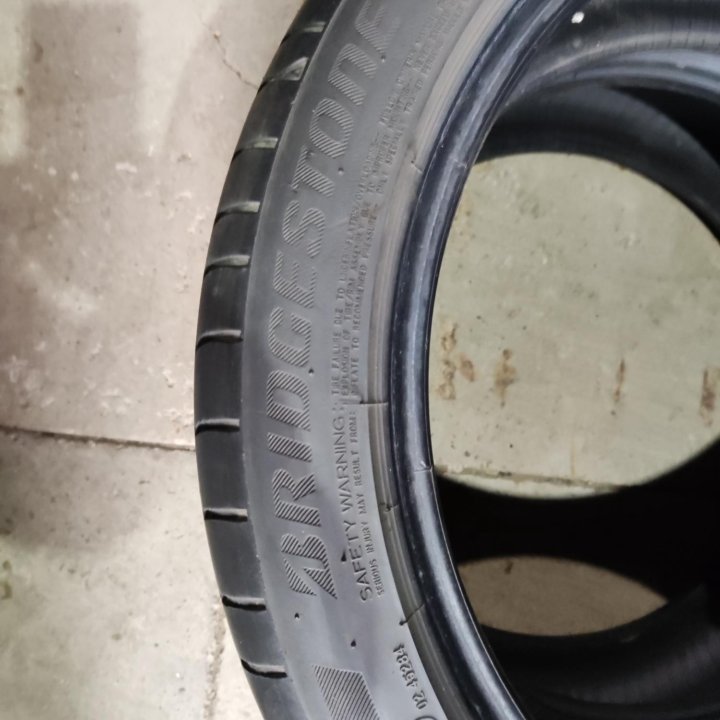 BRIDGESTONE 225/45 R18 лето 2шт.