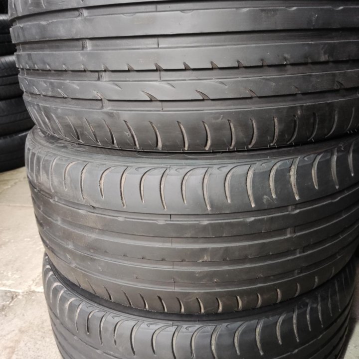 ROADSTONE 215/50 R17 лето 3шт.