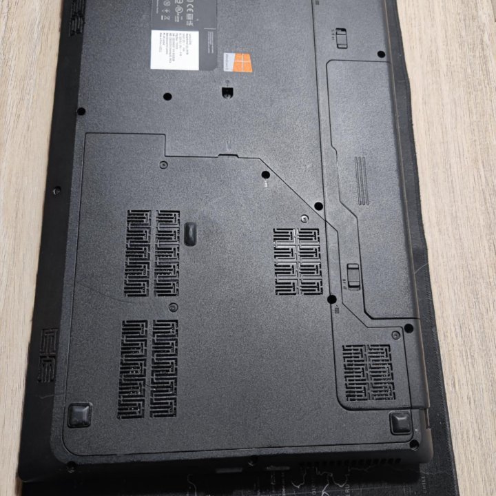 Ноутбук Lenovo G780 i3/Nvidia 635/SSD/17.3 дюйма