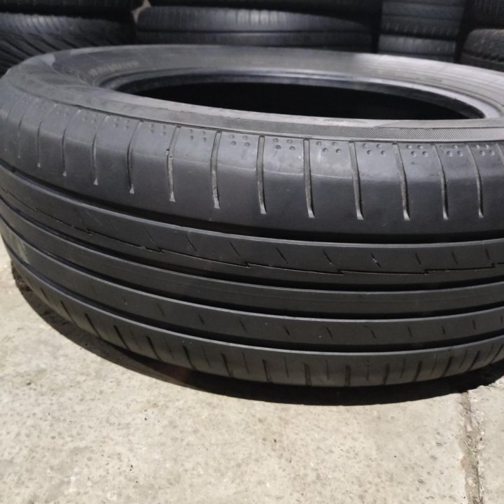 YOKOHAMA 215/65 R 17 лето 1шт.