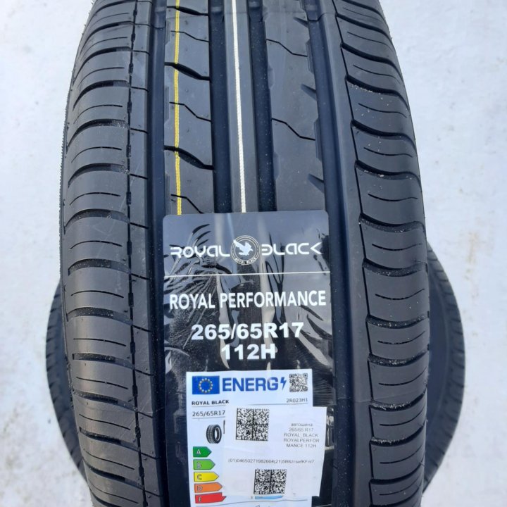 265/65 R17 112H Royal Black Royal Performance