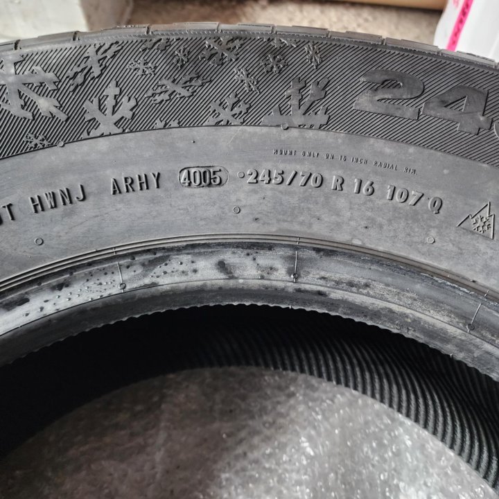 Шины Continental IceContact 245/70R16