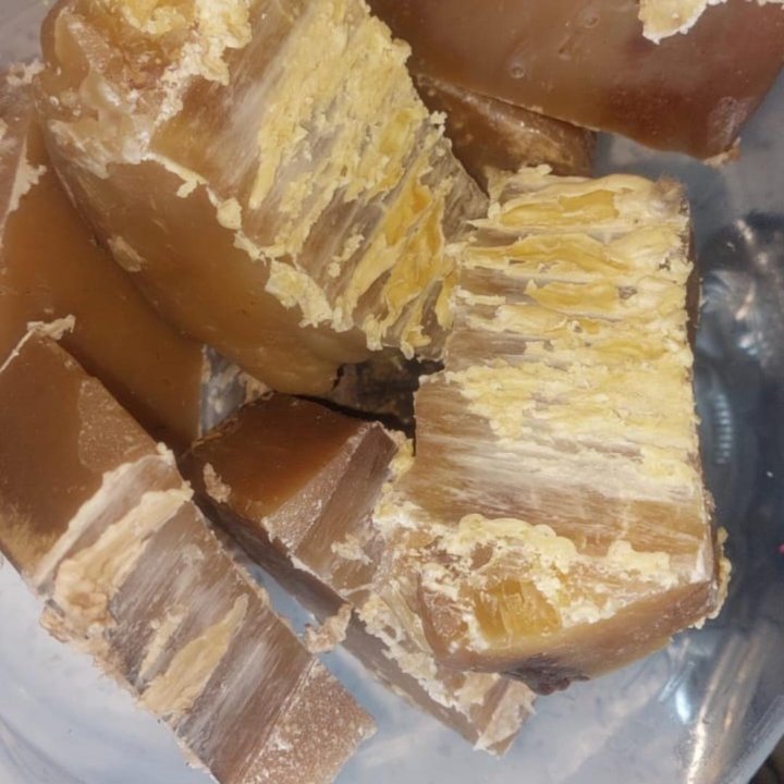 Воск пчелиный