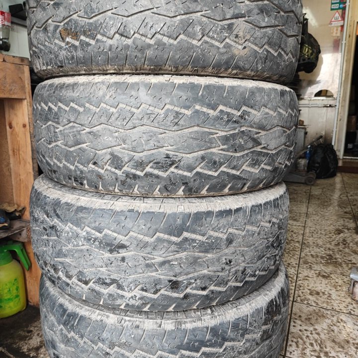 265/60 R18